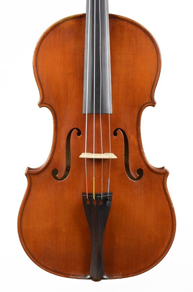 Clifford Roberts 16 ½"